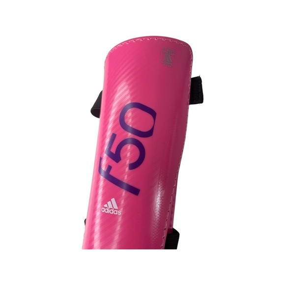 SALE - BNIB Youth Adidas Shin Pads - Picture 2 of 5